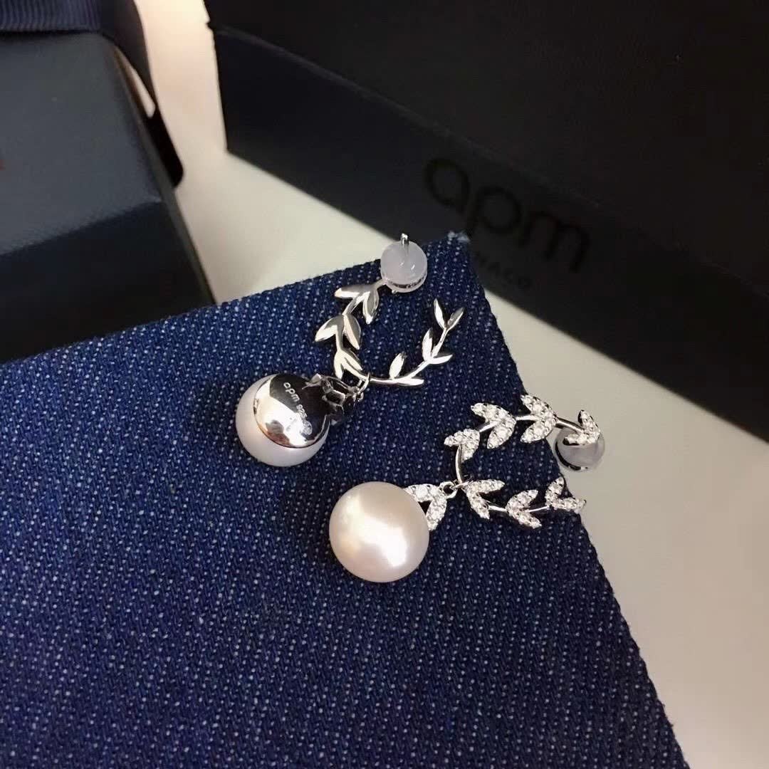 APM Monaco Silver Leaf Pearl Earrings